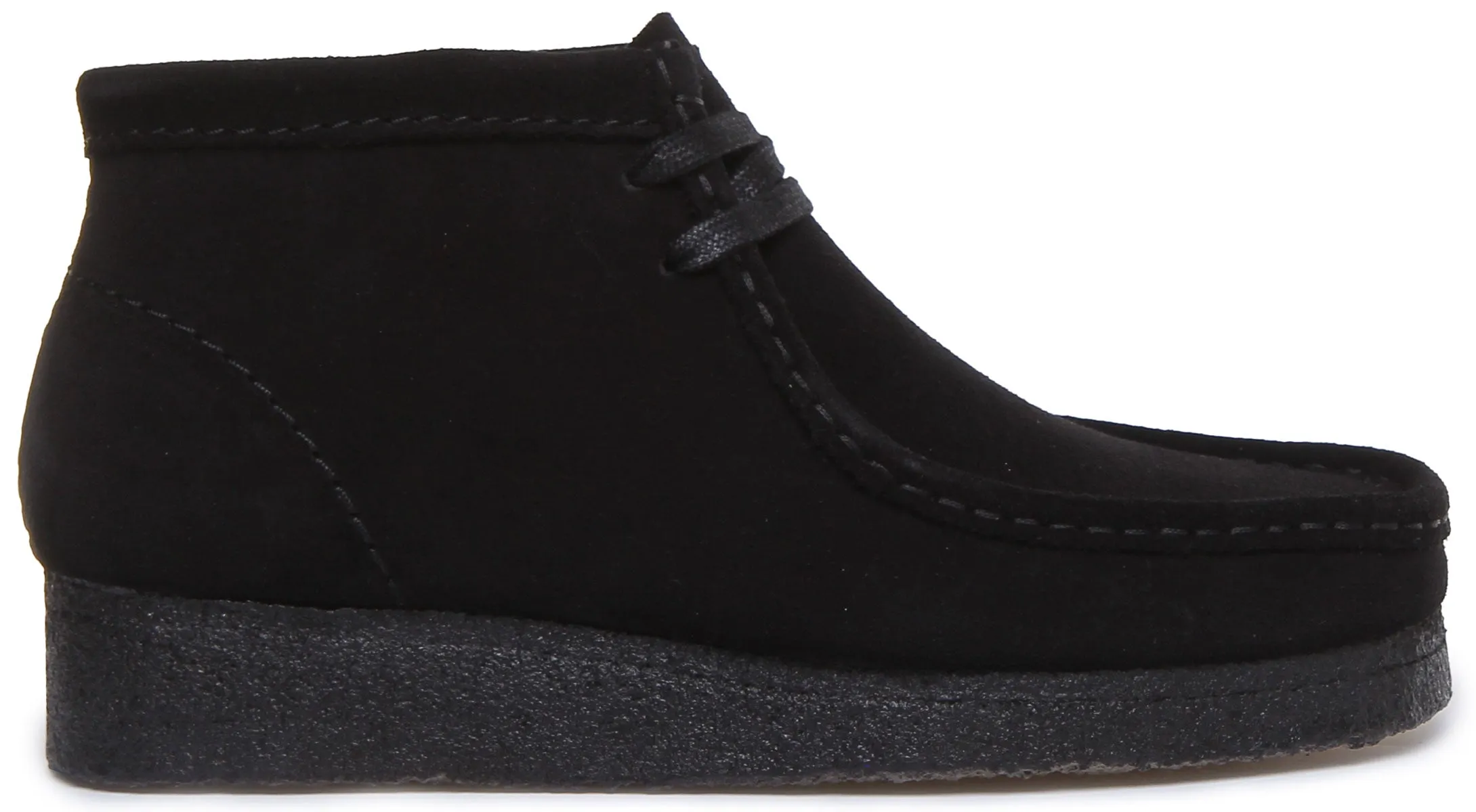 Clarks Originals Wallabee Boot In Black Suede