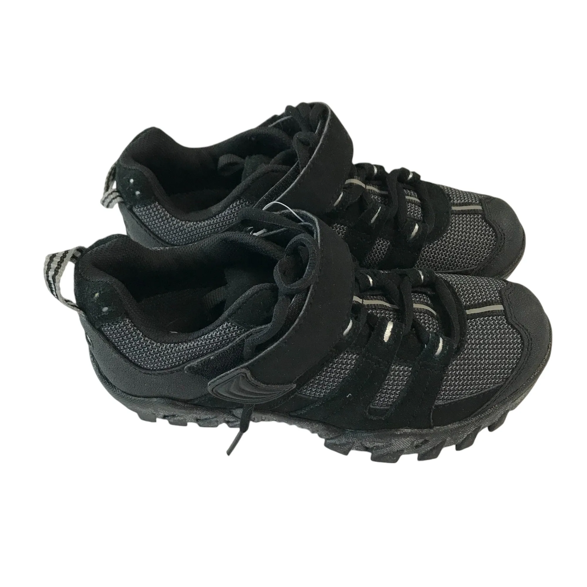 Endura walking shoes shoe size UK 4 black leather and fabric material with laces and straps