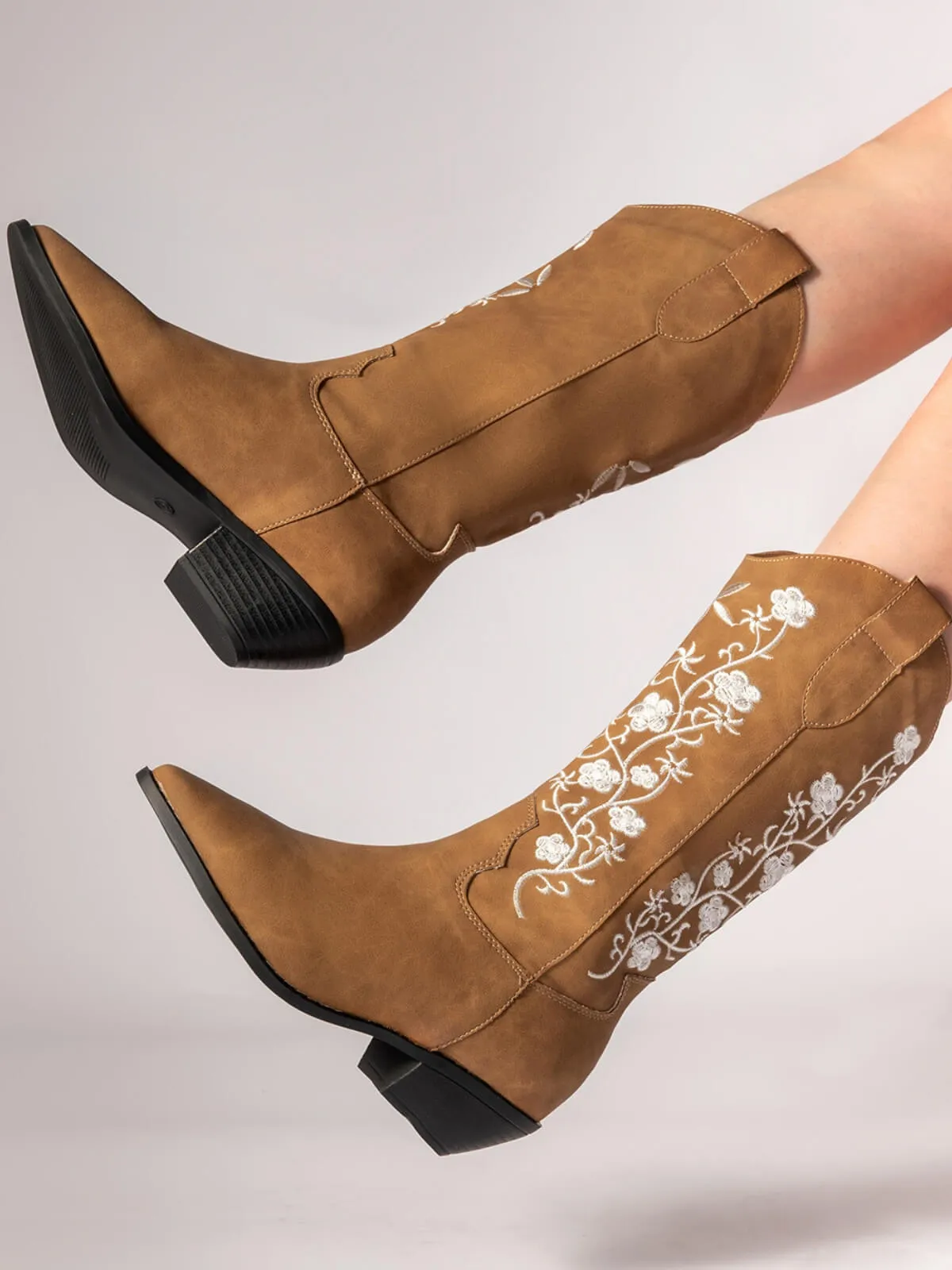 Latest Embroidered Flower Leather Cowboy Boots