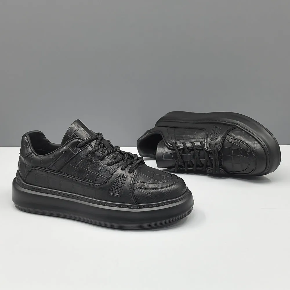 Men Minimalism Solid Embossed Leather Casual Shoes