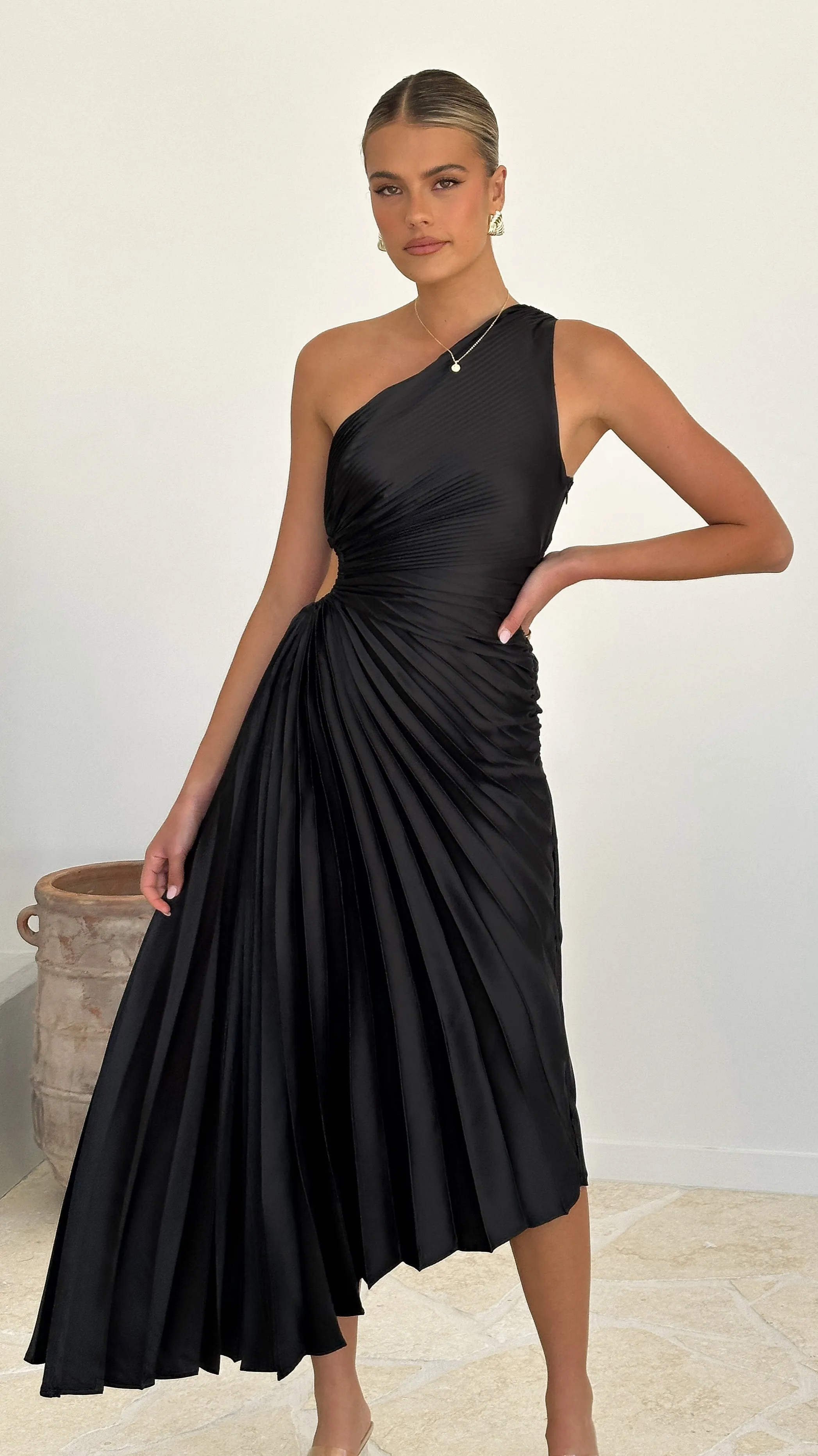 Olivia Maxi Dress - Black